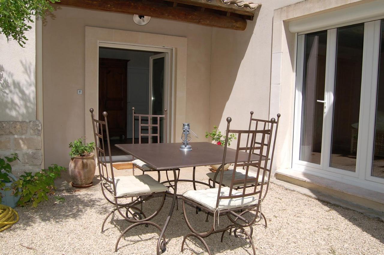 Bed and Breakfast La Goutadou Cabannes Exterior foto