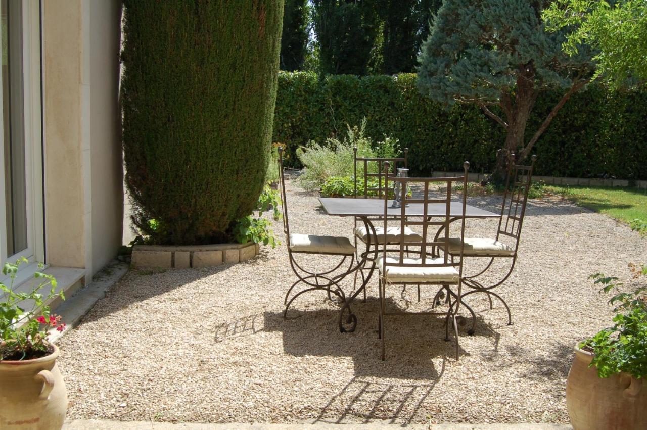 Bed and Breakfast La Goutadou Cabannes Exterior foto