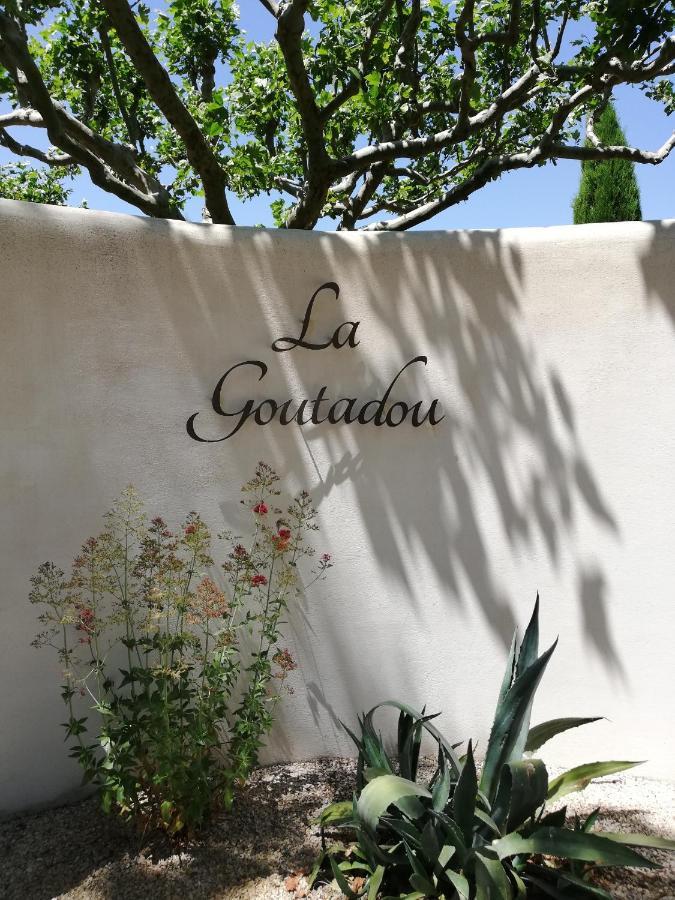 Bed and Breakfast La Goutadou Cabannes Exterior foto